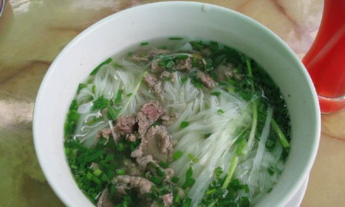 An pho o HN lot top trai nghiem nen co trong doi